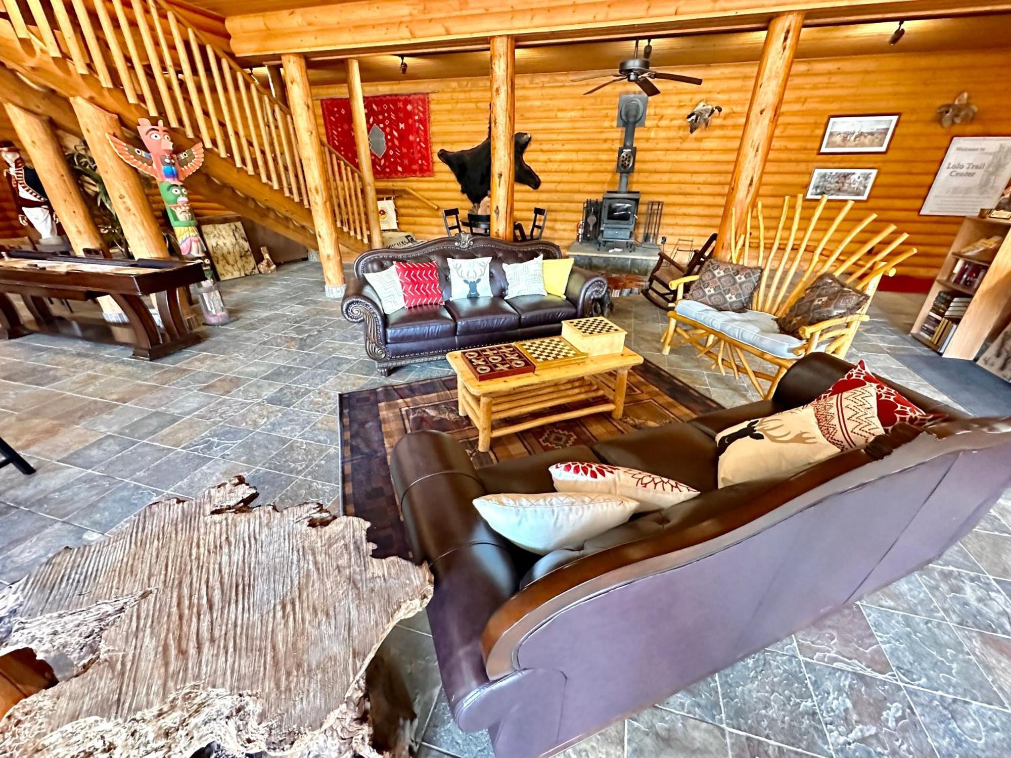 The Lodge At Lolo Hot Springs Ngoại thất bức ảnh
