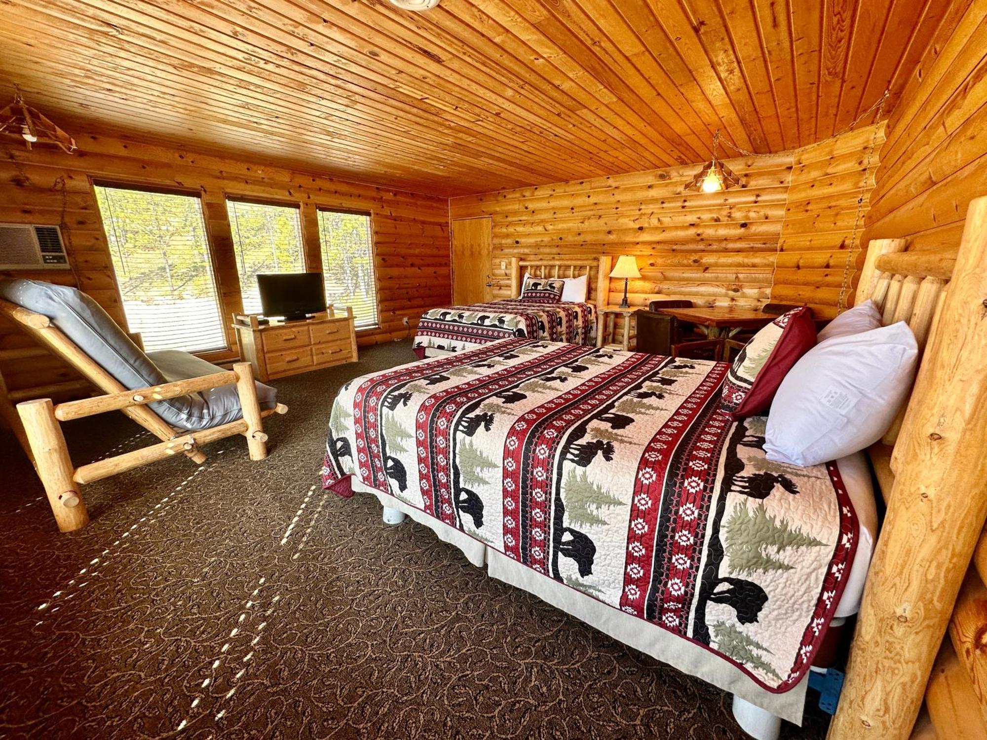 The Lodge At Lolo Hot Springs Ngoại thất bức ảnh